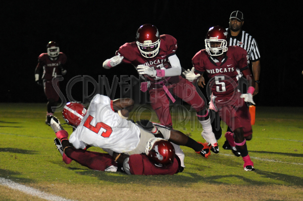 10-10 LHS vs. SPHS 031.JPG - SCRIVENER 300s #1